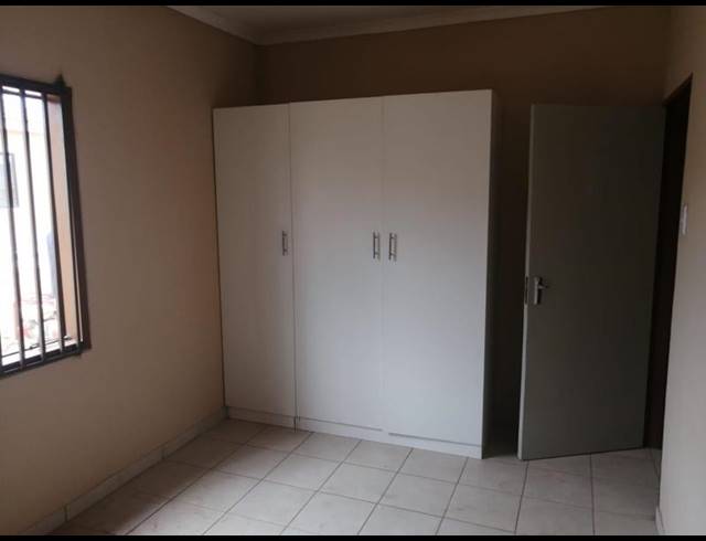 2 BEDROOM HOUSE FOR SALE IN RANDFONTEIN SOUTH